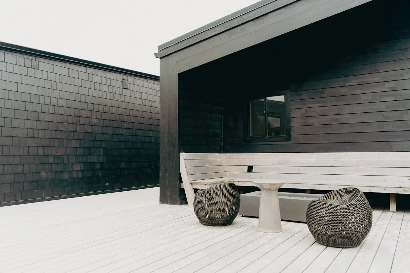 Modern composite deck — the best Trex alternatives